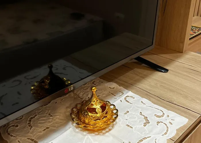 Family Adventure At Pazar アパート ティラナ